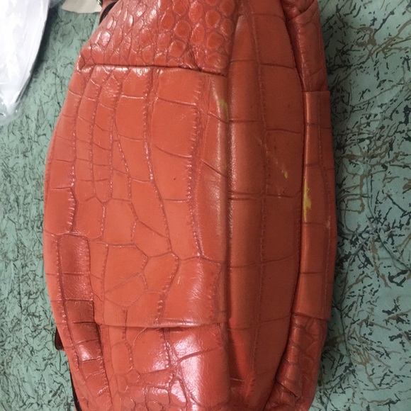 Coach Mid-size satchel. - Picture 8 of 8